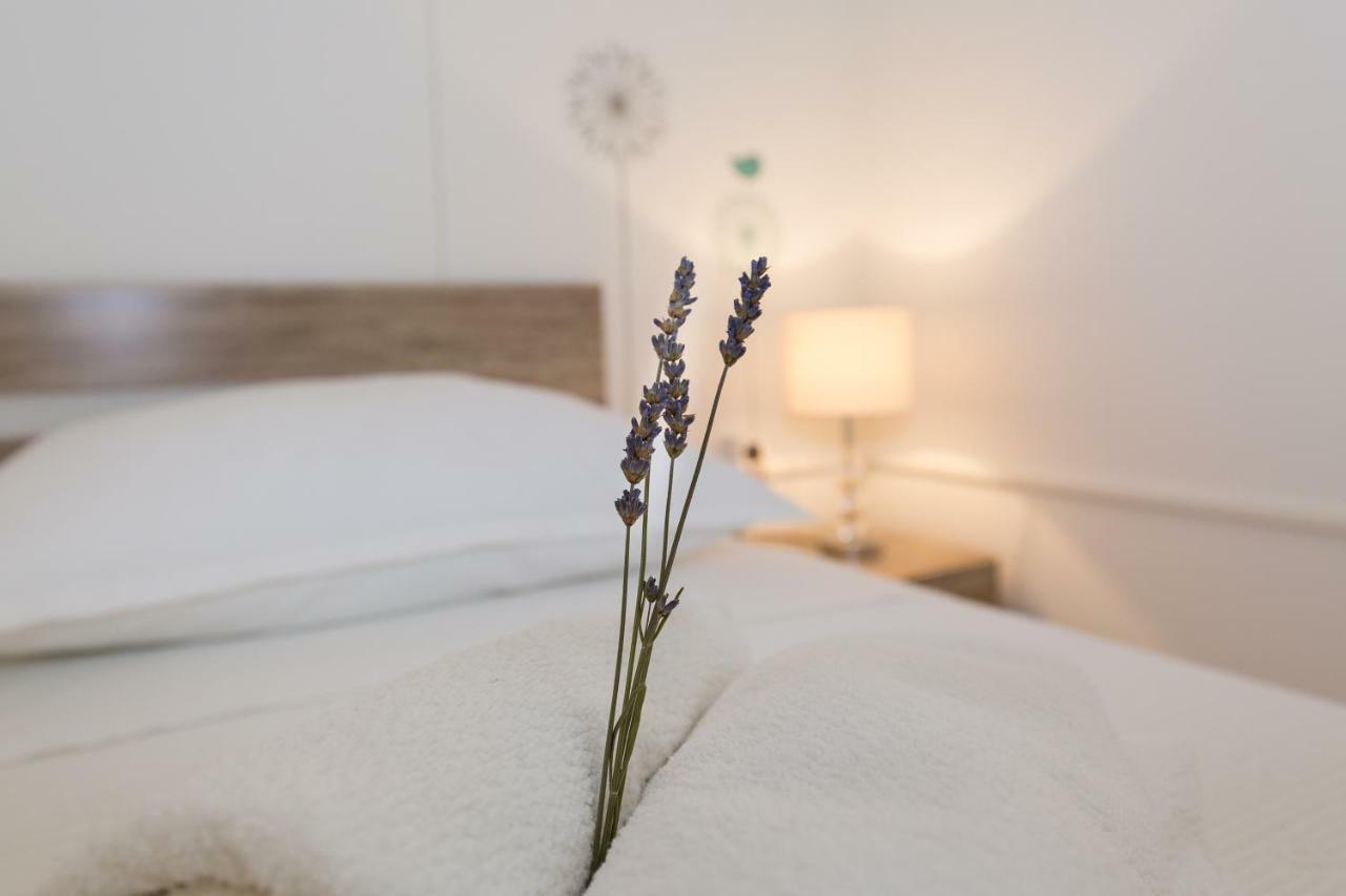 Cozy Apartment Josipa Privlaka  Exteriör bild