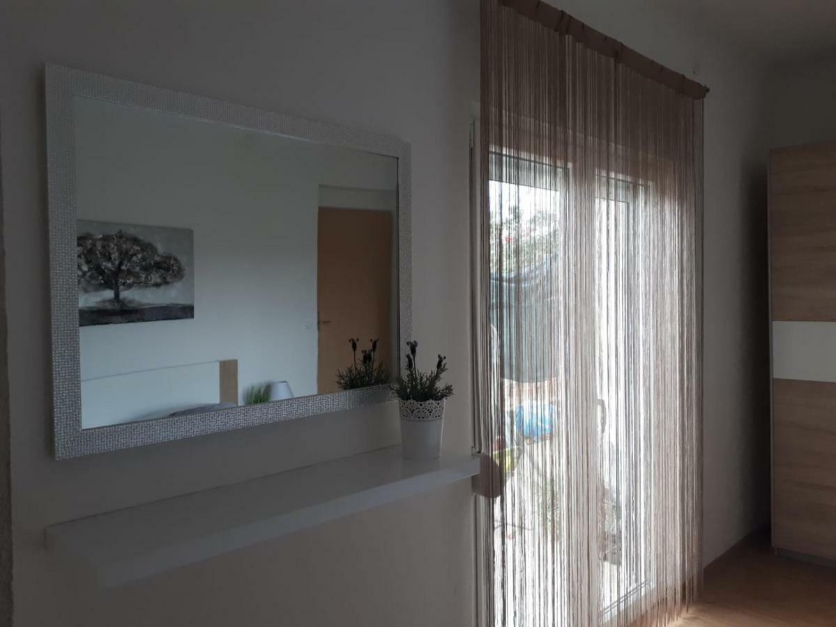 Cozy Apartment Josipa Privlaka  Exteriör bild